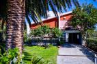 Stand alone beachfront villa for sale