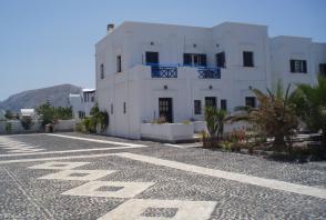 2 Villas for Sale in Santorini